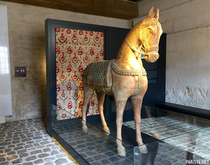Musee du Cheval - At Muzesi - Chantilly Pariste.Net Musee du Cheval - At Muzesi - Chantilly Pariste.Net