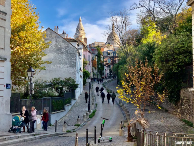 Montmartre Tepesi Pariste.Net