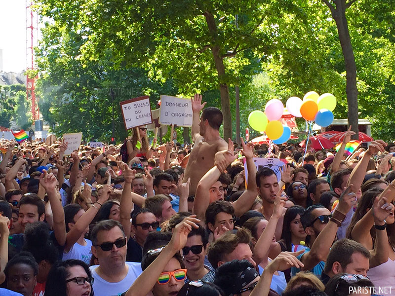 Gay Pride Paris - Paris Onur Yürüyüşü - Marche des Fiértés Paris Pariste.Net